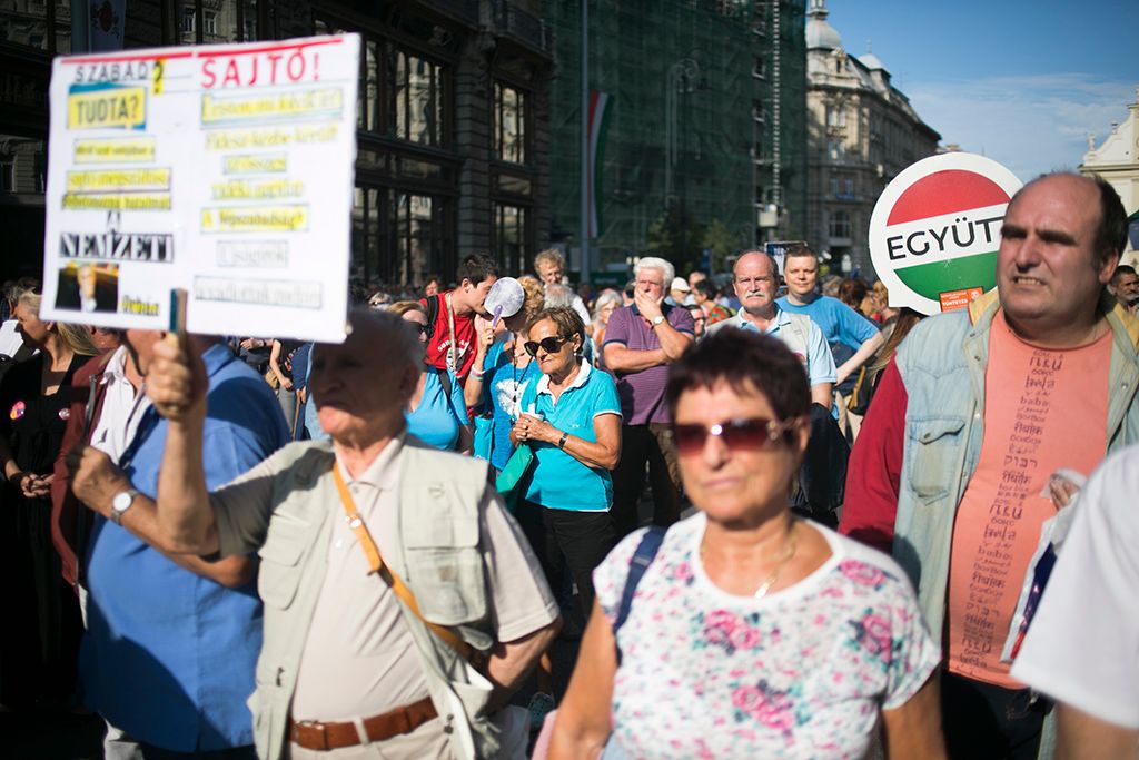 A Függetlenség Napja elnevezésű ellenzéki tüntetés Budapesten V. kerületében, a Szabad sajtó úton 2017. augusztus 20-án. Fotó: Horváth Péter Gyula