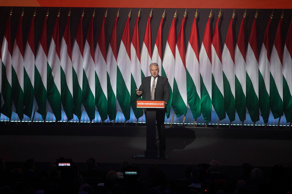 Semjén Zsolt, a Kereszténydemokrata Néppárt elnöke, miniszterelnök-helyettes beszédet mond a Fidesz 29. tisztújító kongresszusán Budapesten Fotó: Horváth Péter Gyula