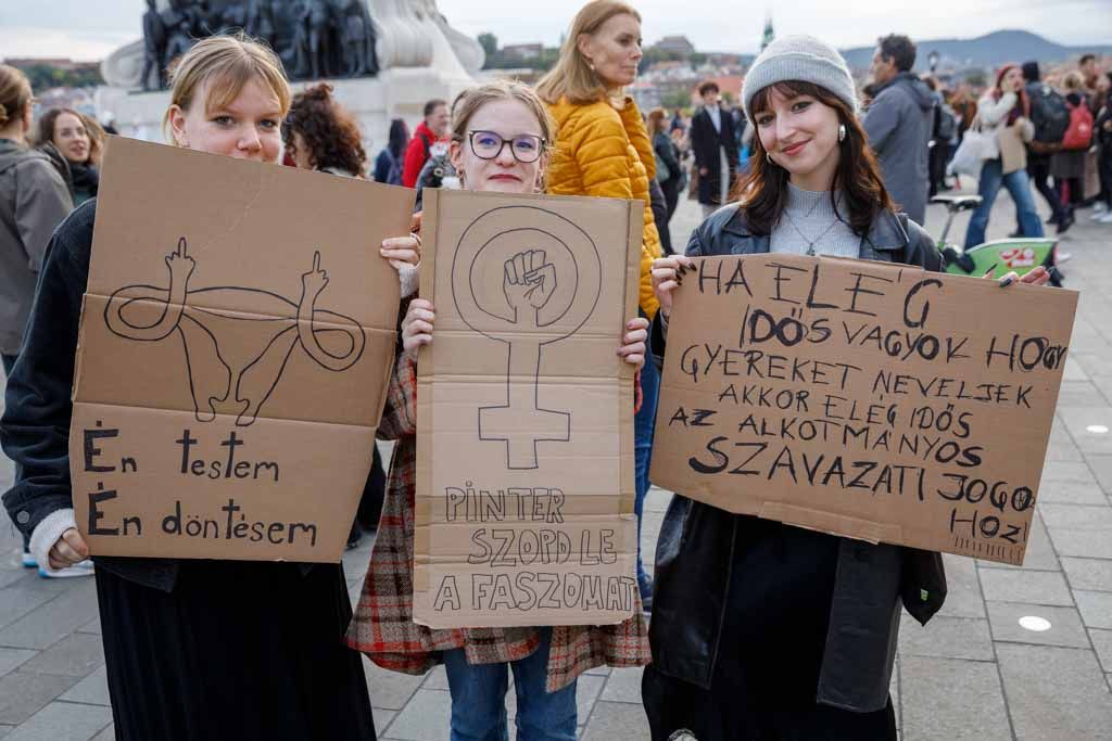 Tüntetés az abortusz-törvény ellen -- fotó- Hatlaczki Balázs 02