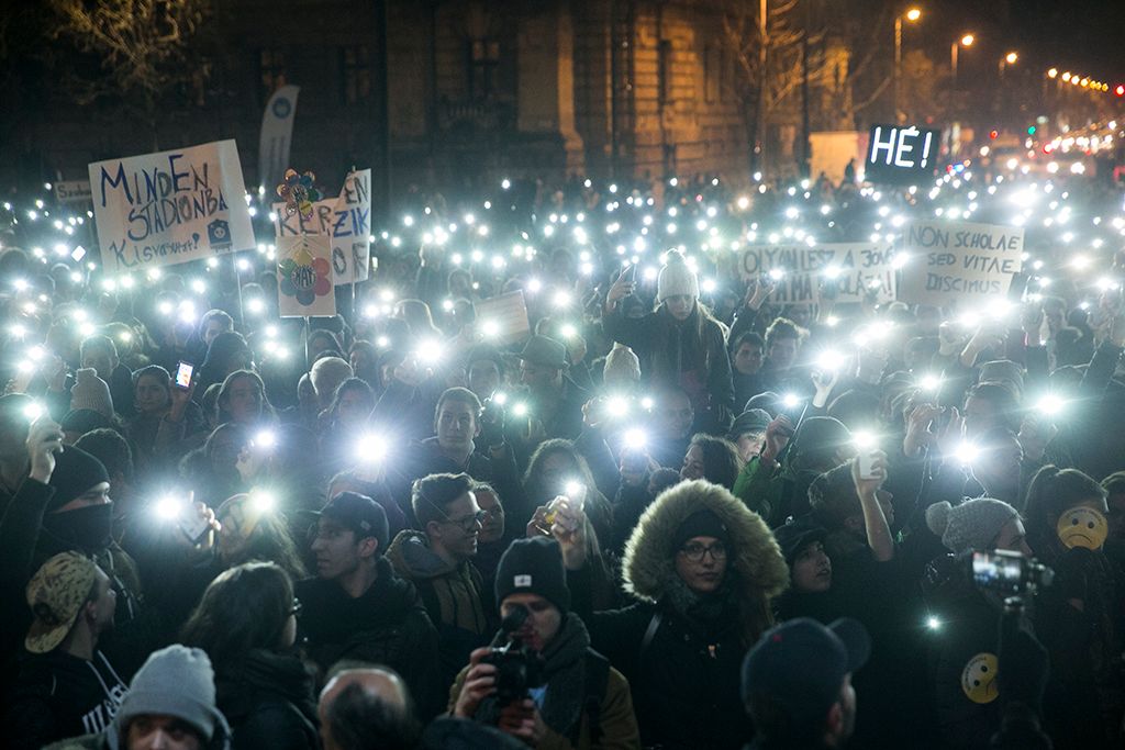Résztvevők a Váltsunk rendszert közösen az oktatásban címmel meghirdetett diáktüntetésen Budapesten 2018. február 23-án. Fotó: Horváth Péter Gyula