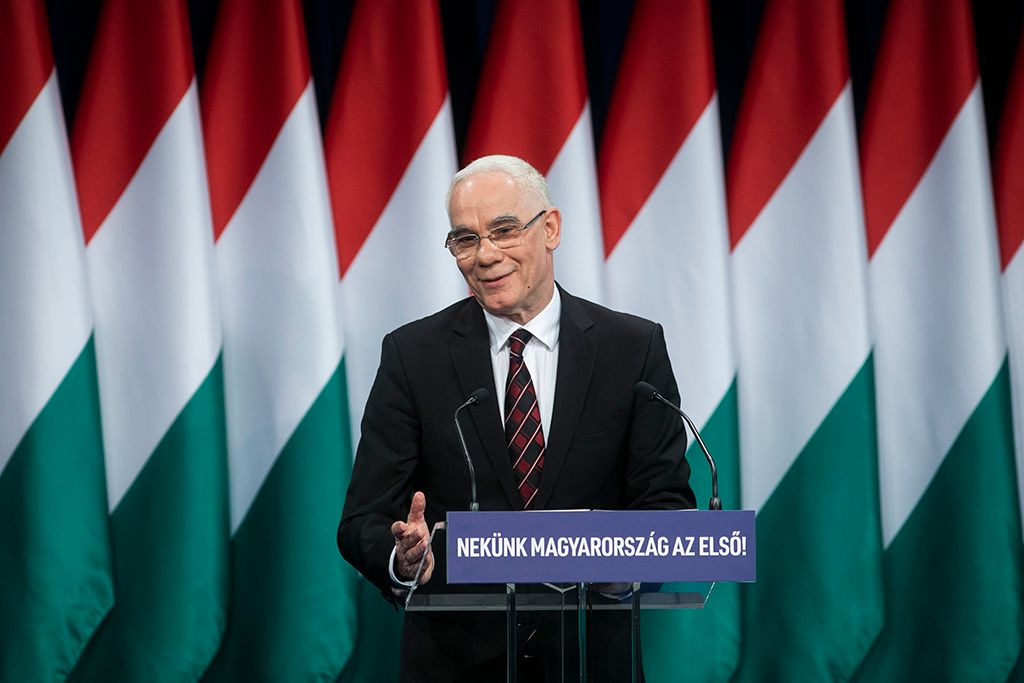 Évértékelő 11-HPGy