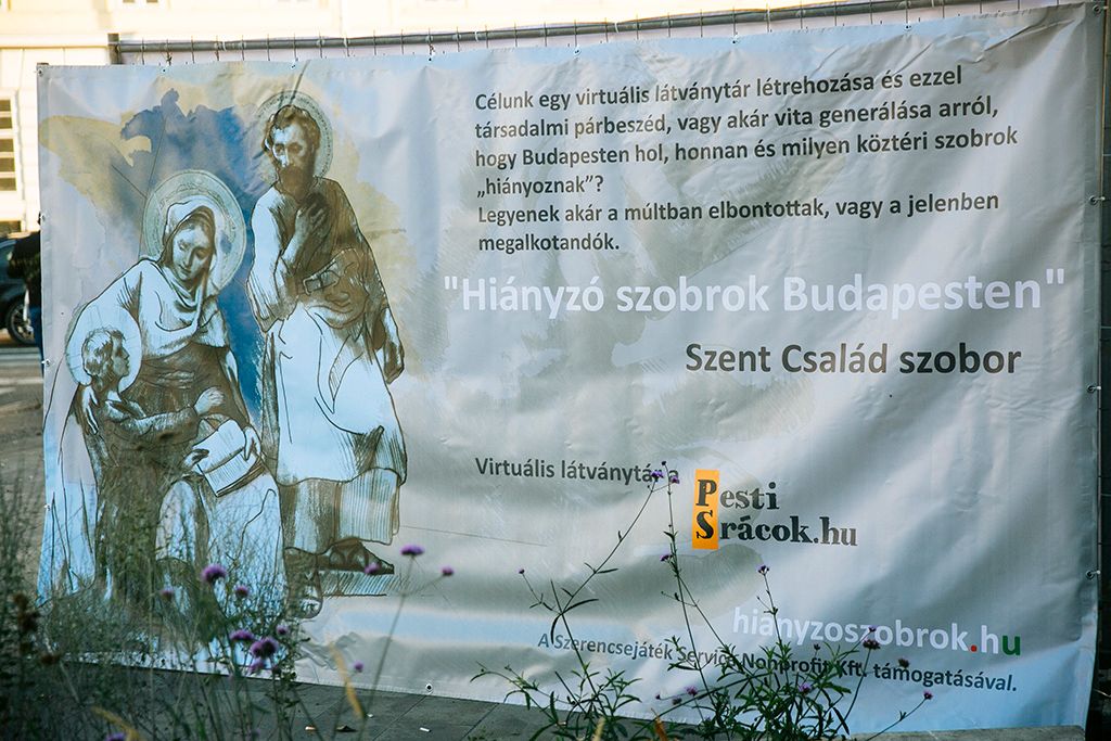 Hiányzó szobrok Üllői út – Ferenc körút sarok A szent család üzenete a mának Fotó: Horváth Péter Gyula