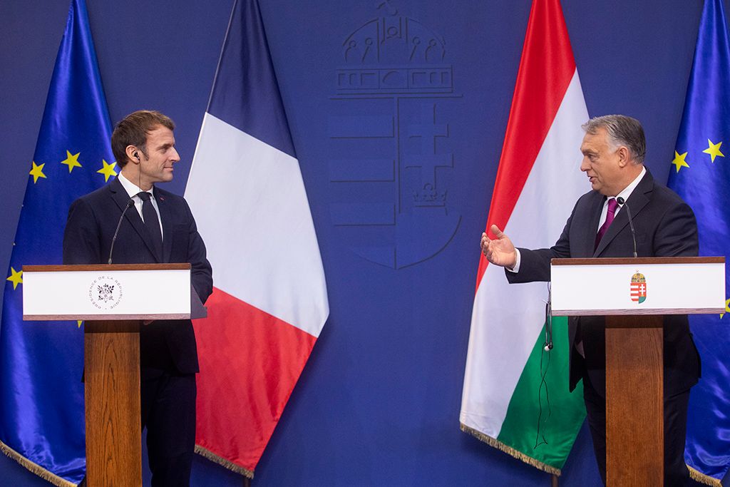 Orbán Viktor miniszterelnök és Emmanuel Macron francia köztársasági elnök a Karmelita kolostorban 2-HPGY