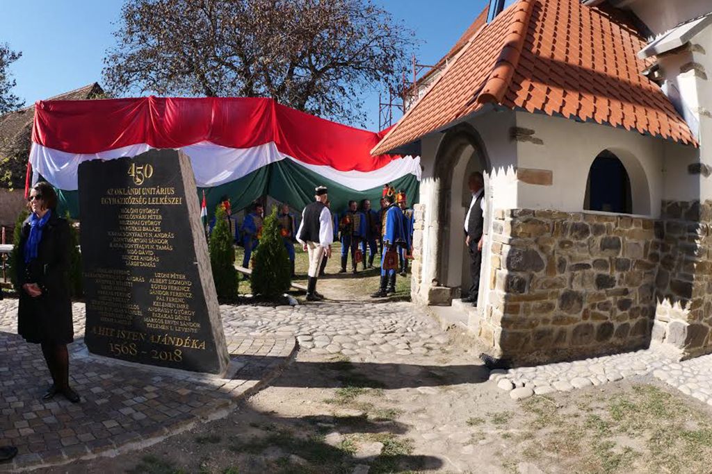Tiszteletbeli Székely avatást tartottak az oklándi unitárius templomban