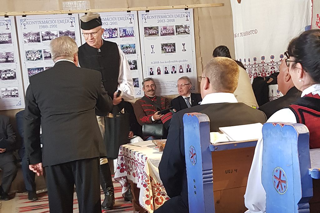 Tiszteletbeli Székely avatást tartottak az oklándi unitárius templomban