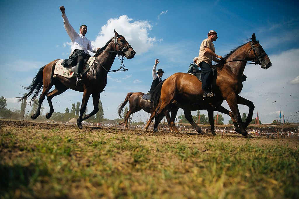 Magyar Törzsi Gyűlés ( Kurultáj ) Bugacon 2018. augusztus 10-én. Európa legnagyobb hagyományőrző rendezvényén csaknem négyszáz hagyományőrző csoport mutatkozik be augusztus 10-től 12-ig. Fotó: Horváth Péter Gyula