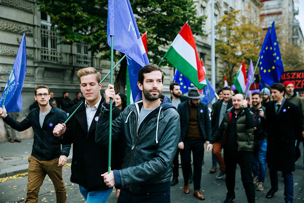 Hajnal Miklós és Fekete-Győr András a Közös ellenzéki tüntetés a szabadságért, a korrupció ellen! címmel szervezett demonstráción. Fotó: Horváth Péter Gyula