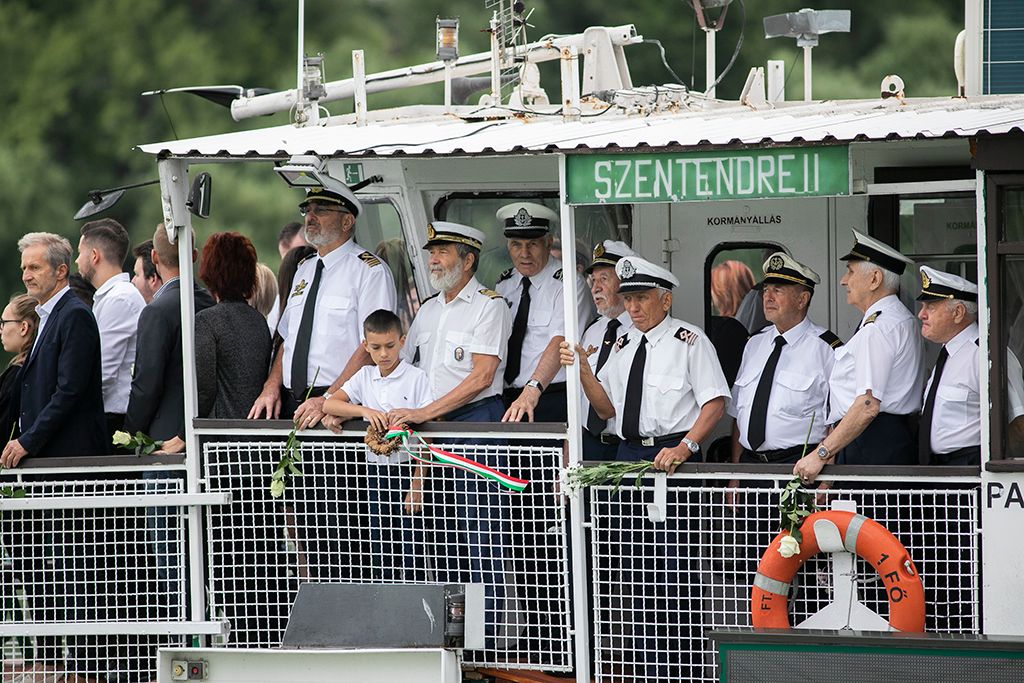 Dunai hajóbaleset - A magyar áldozatok búcsúztatása 12-HPGy