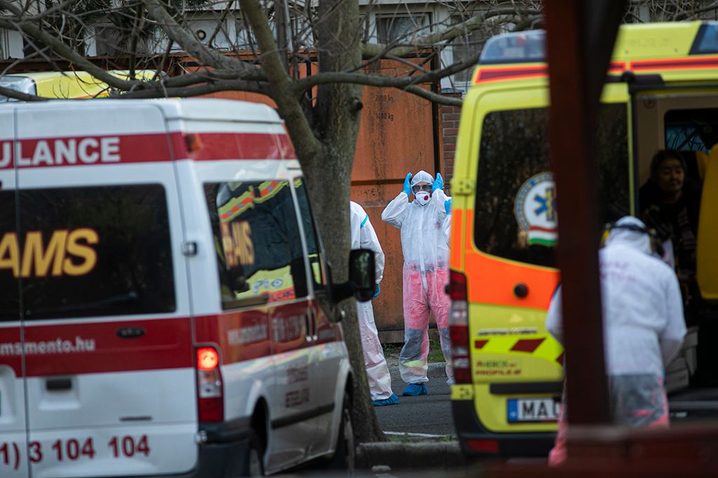 Koronavírus - Kórházba viszik a lakókat a Pesti úti idősotthonból 15-HPGy