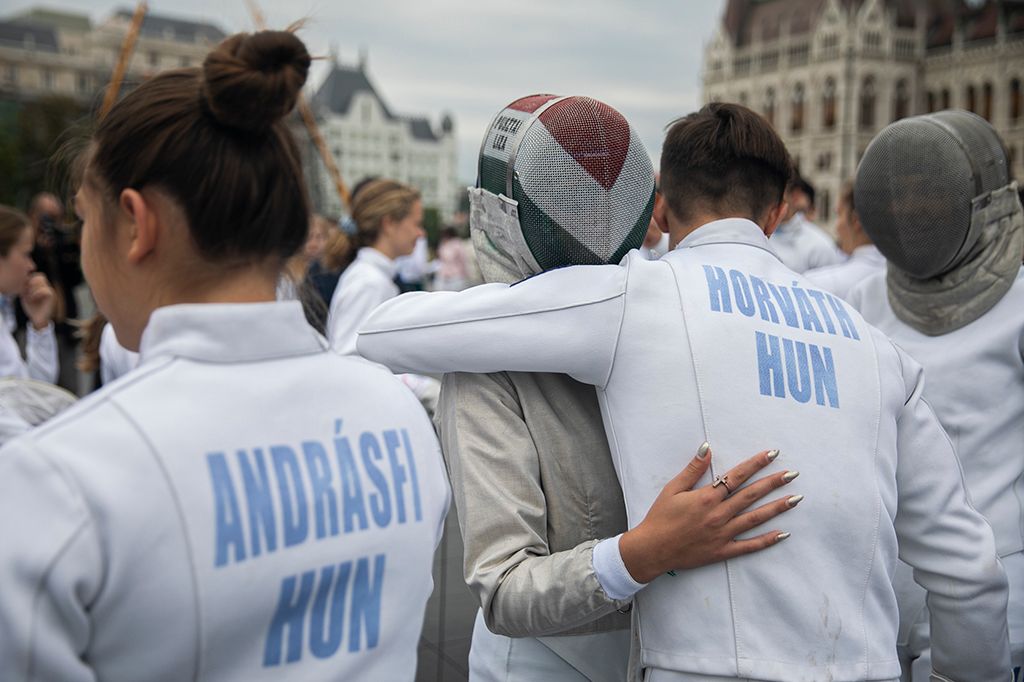 Vívók tartottak flashmobot a Kossuth téren 17-HPGy