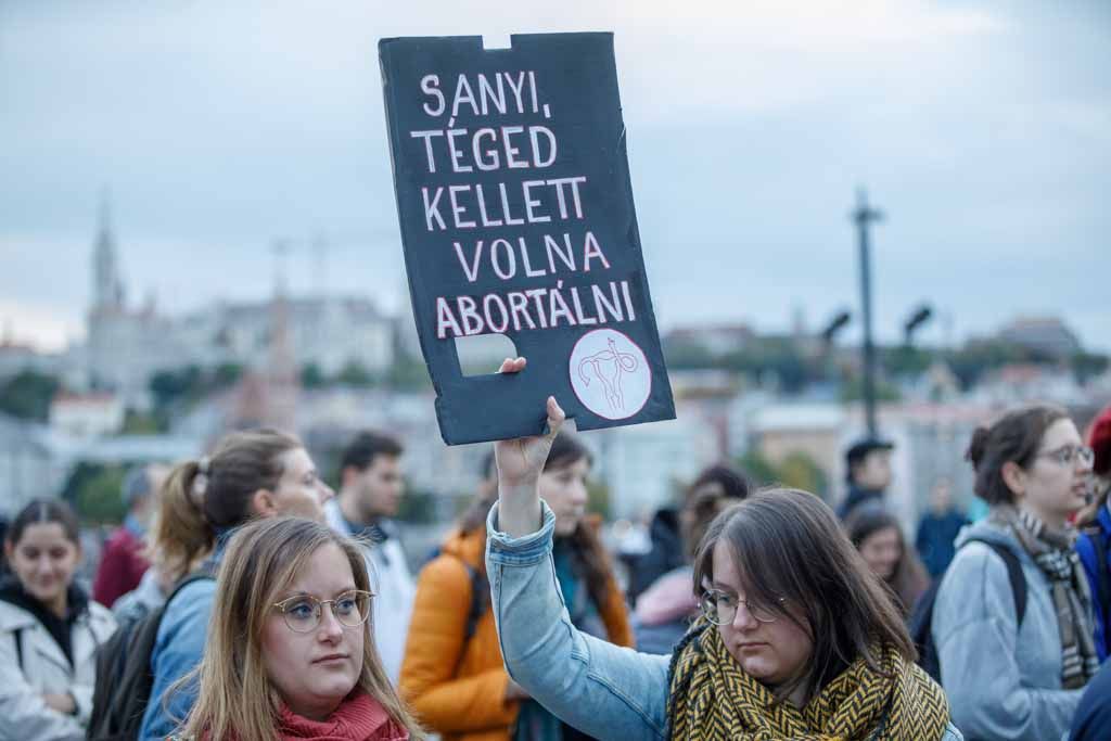 Tüntetés az abortusz-törvény ellen -- fotó- Hatlaczki Balázs 25
