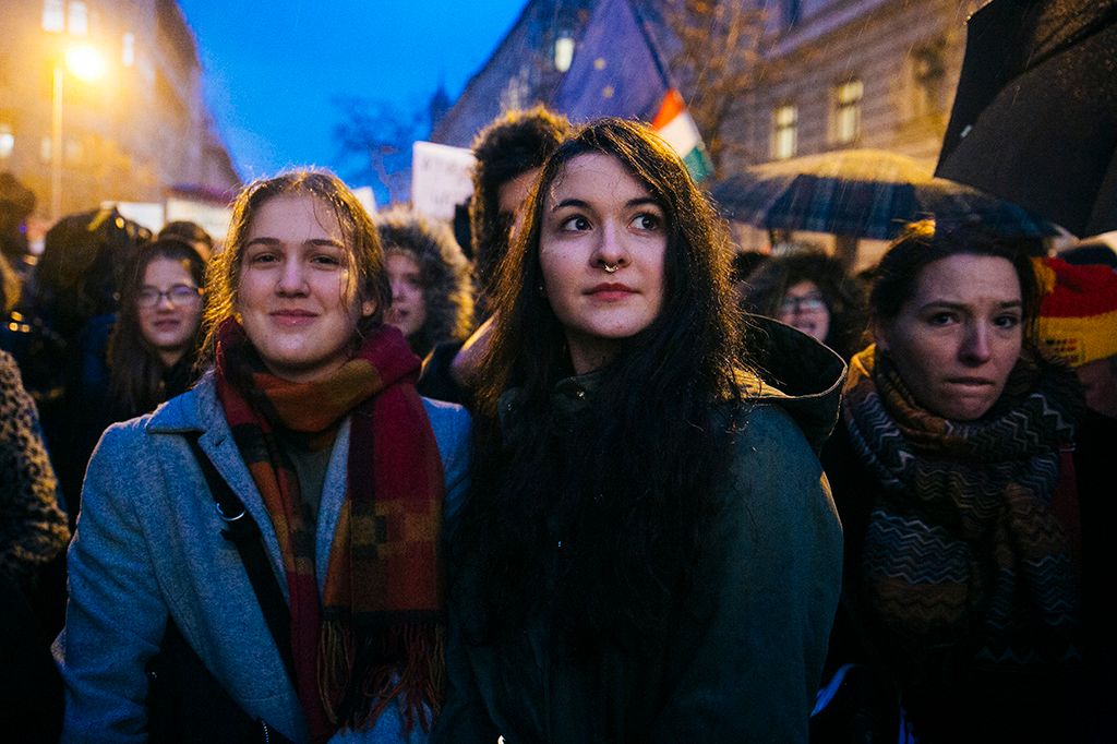 A Demonstrálj az oktatásért címmel a közösségi médiában meghirdetett tüntetés az Alkotmány utcában a Kossuth térnél 2018. január 19-én.Fotó: Horváth Péter Gyula