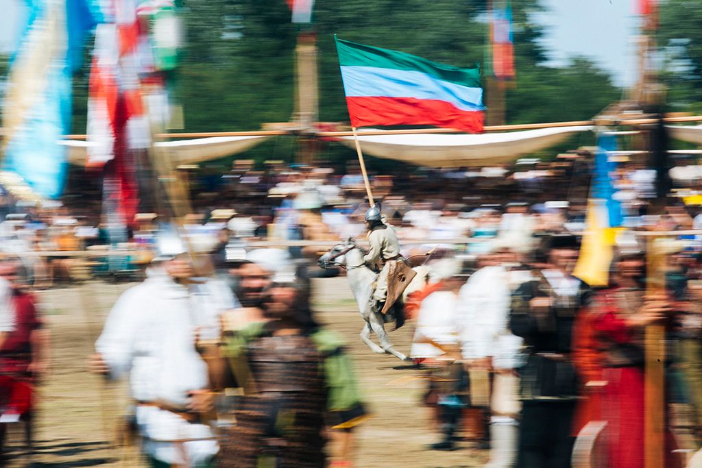 Magyar Törzsi Gyűlés ( Kurultáj ) Bugacon 2018. augusztus 10-én. Európa legnagyobb hagyományőrző rendezvényén csaknem négyszáz hagyományőrző csoport mutatkozik be augusztus 10-től 12-ig. Fotó: Horváth Péter Gyula