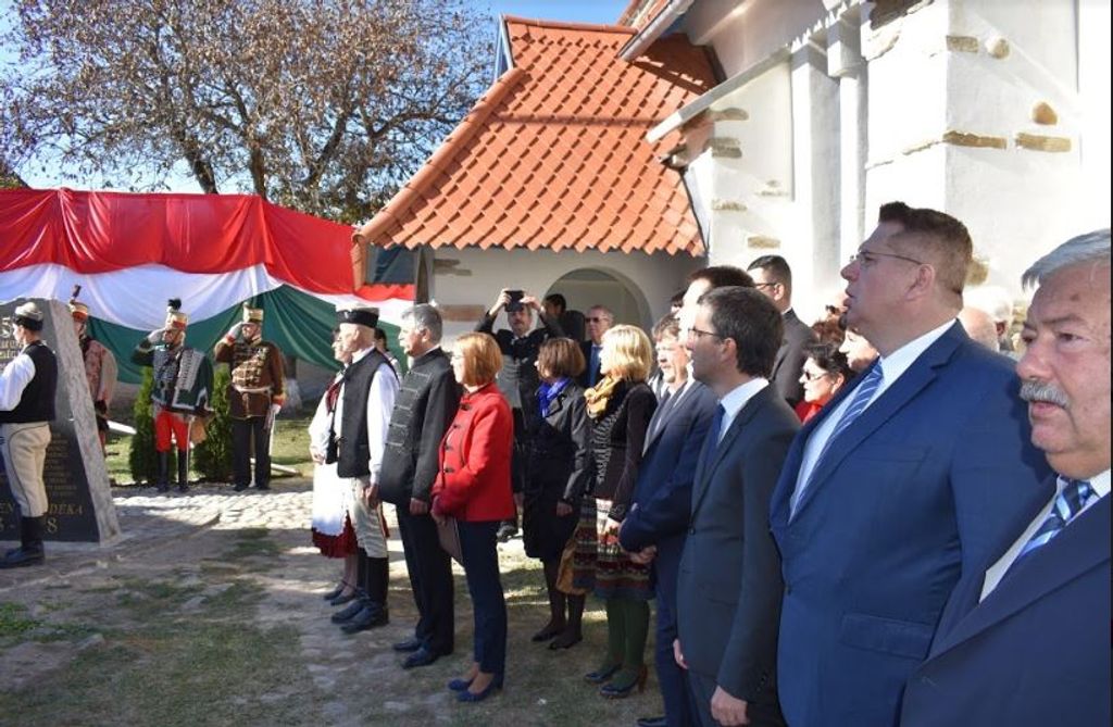 MarczSamuTBSzekely12