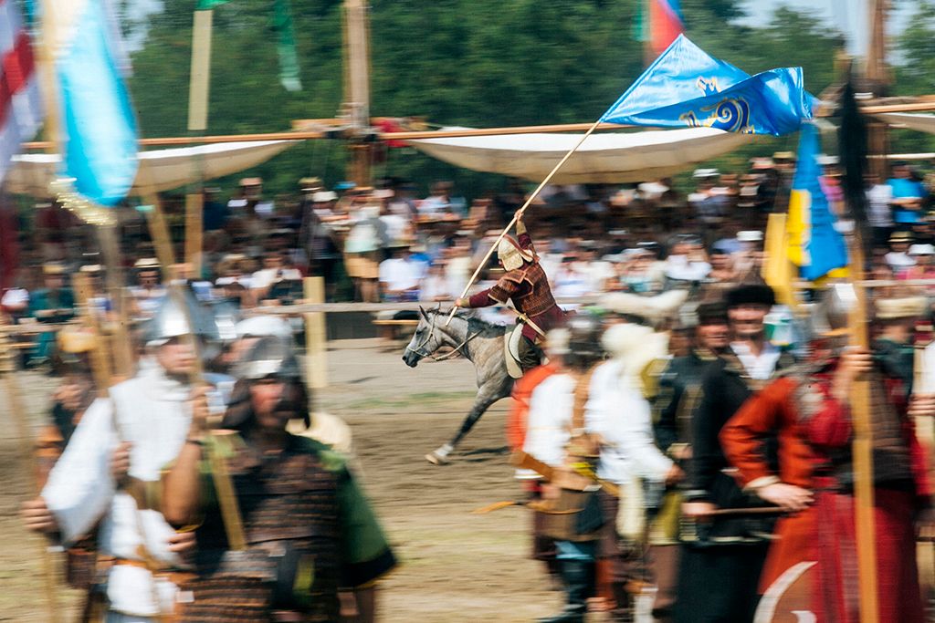 Magyar Törzsi Gyűlés ( Kurultáj ) Bugacon 2018. augusztus 10-én. Európa legnagyobb hagyományőrző rendezvényén csaknem négyszáz hagyományőrző csoport mutatkozik be augusztus 10-től 12-ig. Fotó: Horváth Péter Gyula