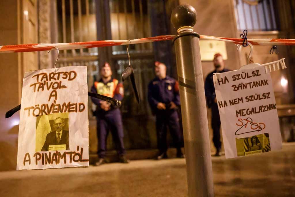 Tüntetés az abortusz-törvény ellen -- fotó- Hatlaczki Balázs 49