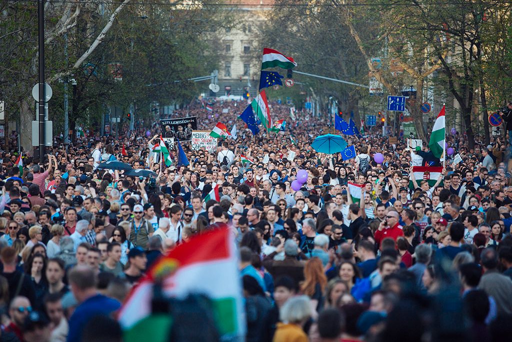 A Facebookon meghirdetett, ellenzéki pártok részvételével tartott demonstráció Budapesten Fotó: Horváth Péter Gyula