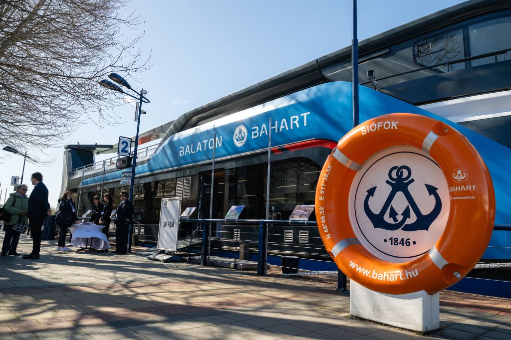Új, elektromos hajókat kapott a BAHART