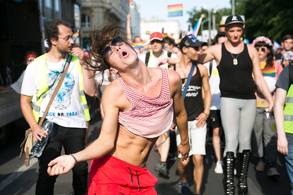 Az LMBTQ-közösség (leszbikus, meleg, biszexuális, transznemű és queer emberek) fesztiválja, a 22. Budapest Pride felvonulásának résztvevői Fotó: Horváth Péter Gyula