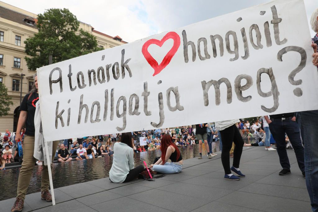 20230616 Tanár-diák tüntetés a státusztörvény ellen // Hatlaczki Balázs