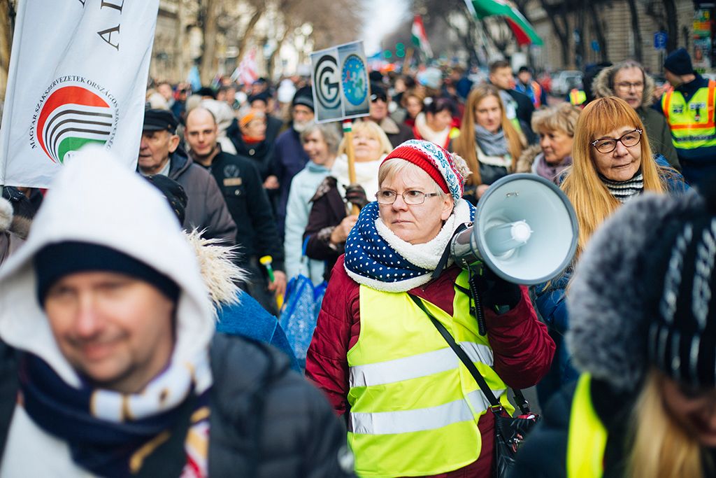 Álljon le az ország 11-HPGy