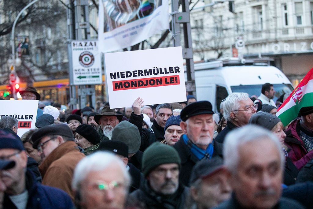 Niedermüller azonnal mondjon le-Tüntetés 36-HPGy