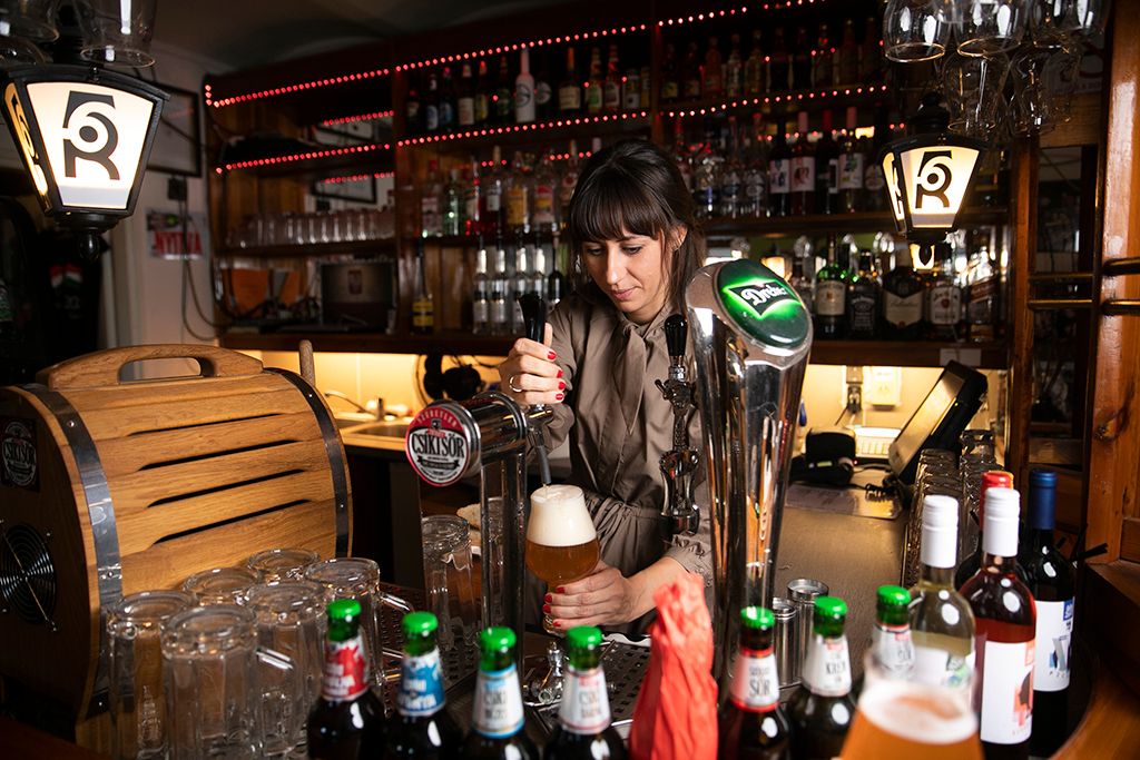 R56 Söröző /Revolution 56 Pub 2019.10.16. Fotó: Hrváth Péter Gyula