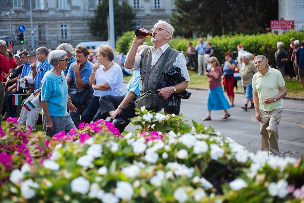 Vasárnap délután közösen tüntetett az MSZP, a DK és a Párbeszéd, az esemény apropója a Sargentini-jelentés, a három párt az esemény leírásában úgy fogalmazott "az európai Magyarországért a Sargentini-jelentést megszavazó összes ellenzéki párt" hirdetett tüntetést. Fotó: Horváth Péter Gyula