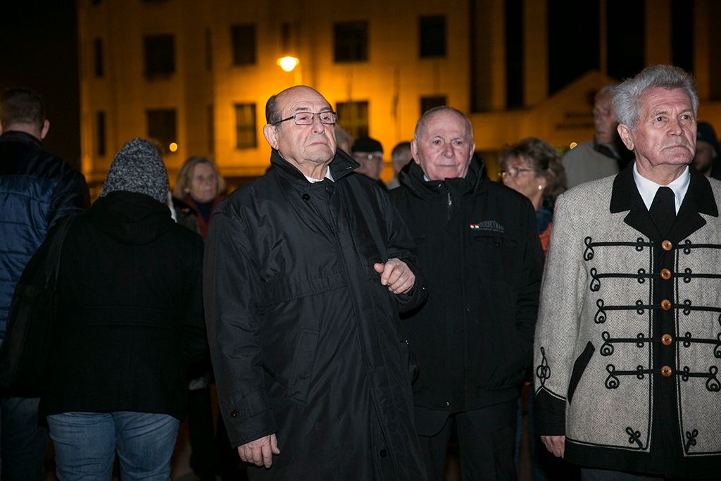 Trencsényi László és Varga János szabadságharcos a Bem téren Fotó: Horváth Péter Gyula