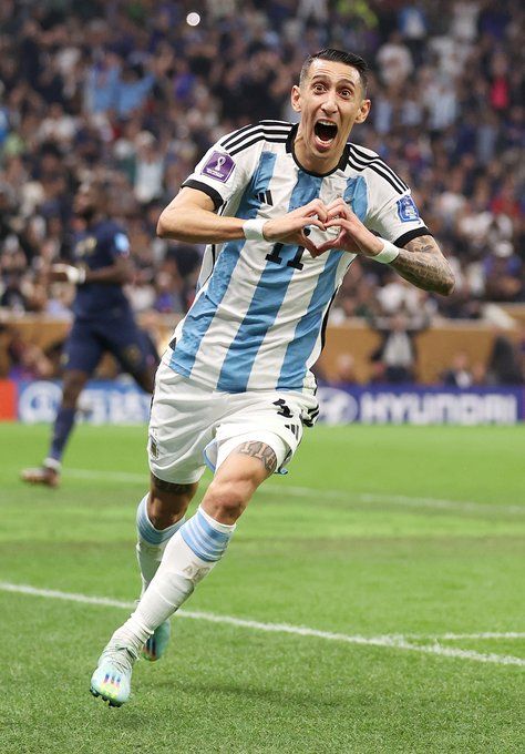 Jó az öreg a háznál! Ángel di Maria először volt kezdő Katarban és rögtön góllal hálálta meg a bizalmat. Fotó: a FIFA hivatalos, világbajnoki Twitter-fiókja