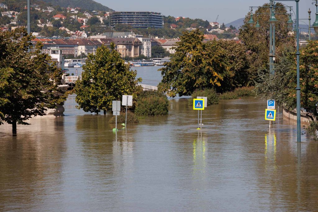 20240921 -- Tetőzik a Duna áradása Budapesten // fotó: Hatlaczki Balázs