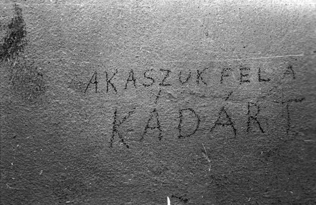 Bátor felirat 1958-ból / Fotó: Fortepan / Budapest Főváros Levéltár