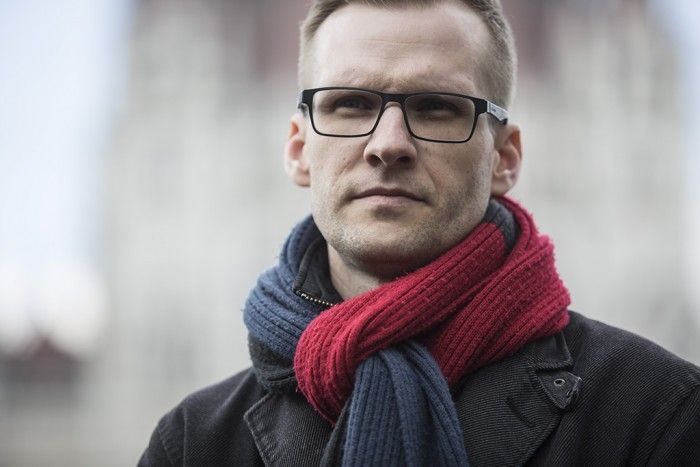 Meghirdette a korábban kilátásba helyezett polgári engedetlenséget március 30-a délelőttre, egyórás időtartamra, a Tanítanék mozgalom nevében Pukli István, a fővárosi Teleki Blanka Gimnázium igazgatója csütörtökön Budapesten.Fotó:Horváth Péter Gyula