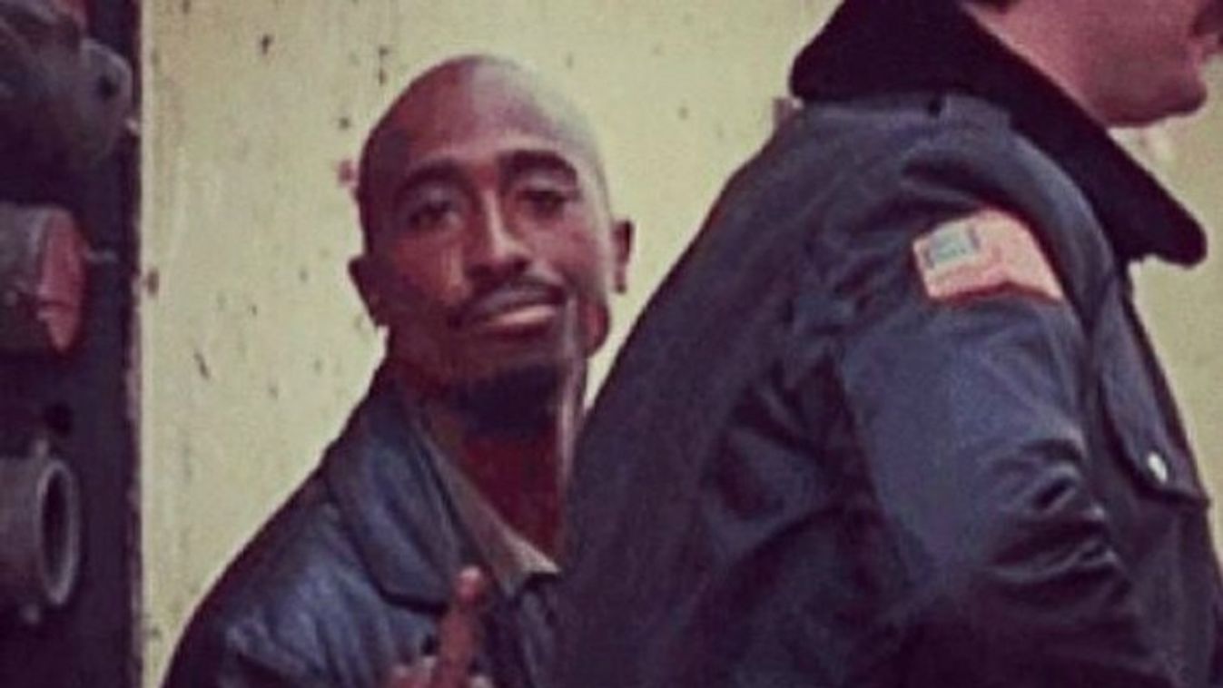 A zsaruk sem hittek a szemüknek, amikor letartóztatták Tupac-et