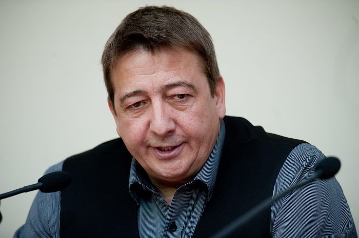 Sokan otthagyták akkor a lapot. Mások mellett Bayer Zsolt is / Fotó: MTI