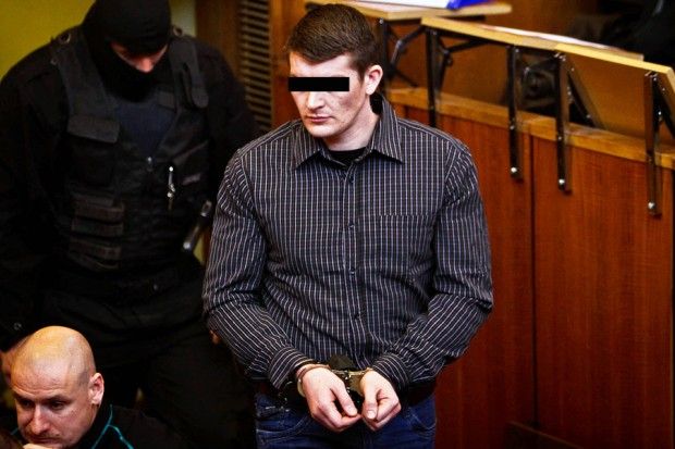 Csontos István a romagyilkosságok perének tárgyalásán