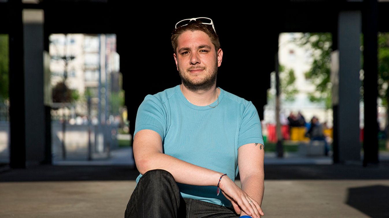 "Talán a kamaszkorom még mindig nem teljesen ért véget" - megjelent Balatoni József, "Jocó bácsi" Kamaszharc című könyve
