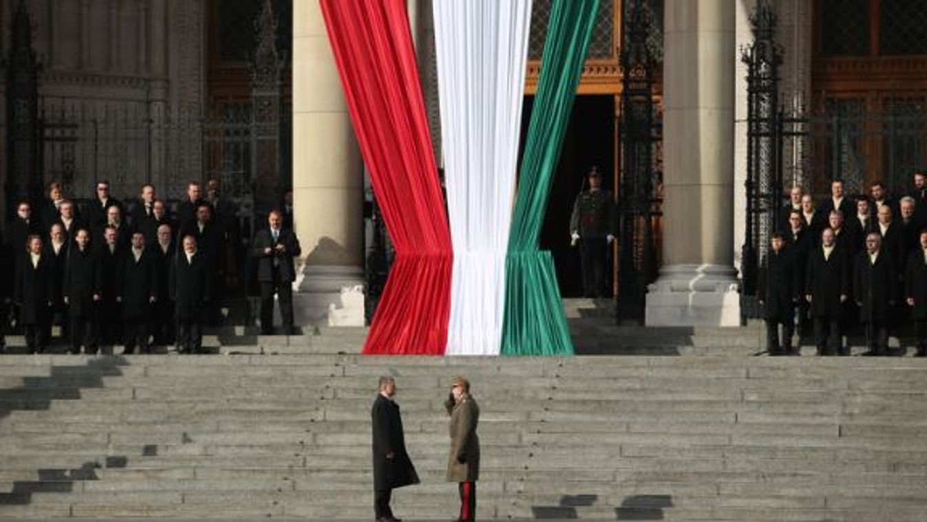 Az Operatív Törzs engedélyezte a Kossuth téri díszünnepséget