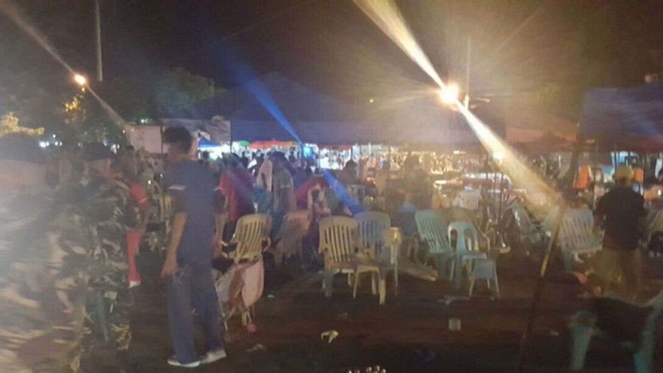 Robbanás a Fülöp-szigeteken, terroristákra gyanakodnak