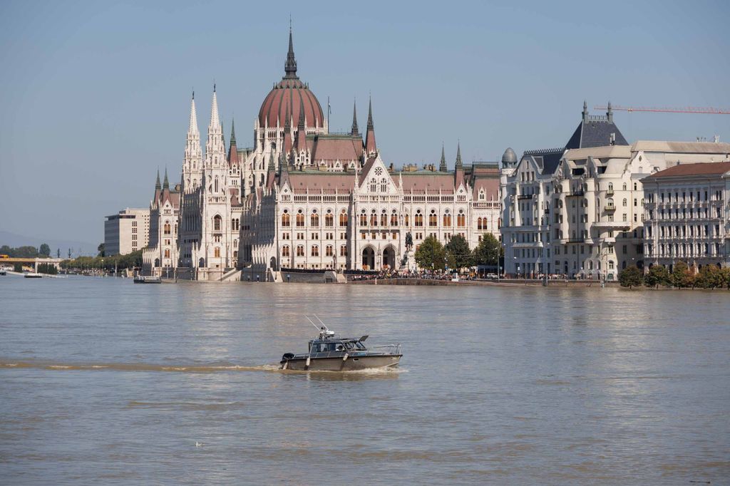 20240921 -- Tetőzik a Duna áradása Budapesten // fotó: Hatlaczki Balázs