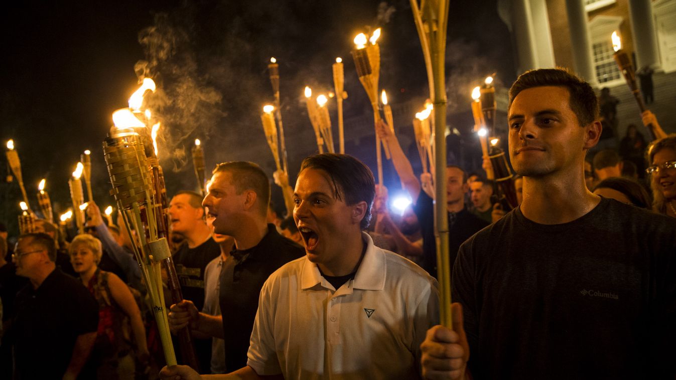 Nem csillapodnak az indulatok az Egyesült Államokban a szombaton a virginiai Charlottesville-ben történt atrocitások után