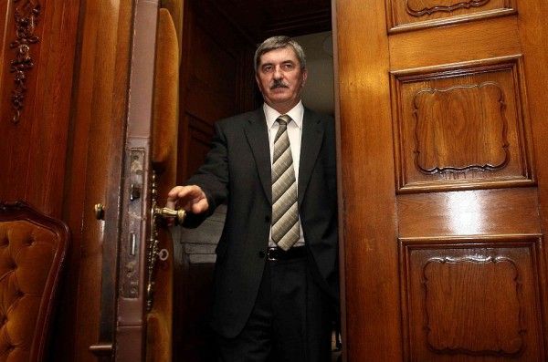 A hűtlen kezeléssel vádolt Kocsis István eleinte fizetett Kiss Ernőnek, később feljelentette az egykori rendőrt Fotó: Mno.hu