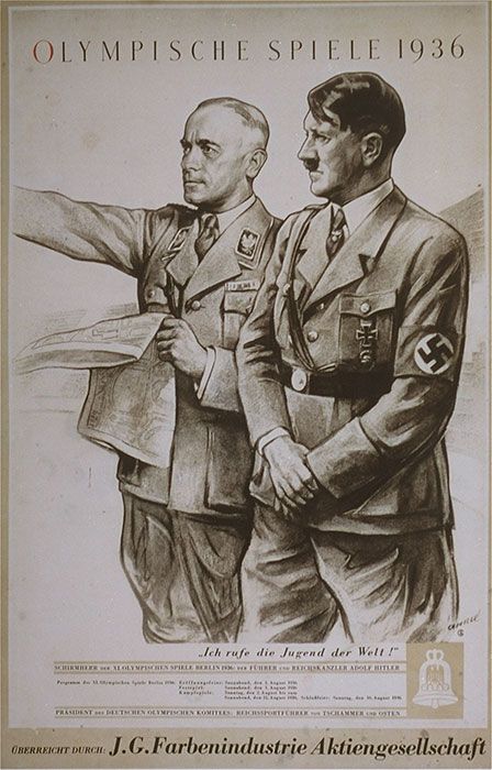 Tschammer und Osten és Hitler - korabeli propaganda-fotó / Forrás: Ushmm.org