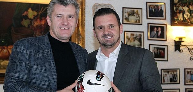 Suker és Mijatovic - nem mindenki őrült meg / Forrás: Marca.es