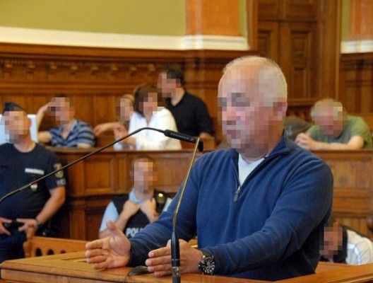 Fater, azaz Radnai László - aki képünkön a Prisztás-ügy tárgyalásán tesz terhelő vallomást Portik Tamásra - megígérte Borosnak, hogy kifizeti az olajüzletbe fektetett 120 millió forintját Fotó: Mészáros Péter/PestiSrácok.hu