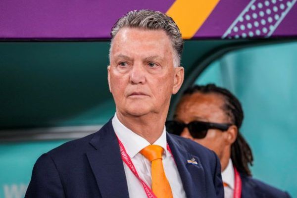 Louis van Gaal holland kapitány talán utolsó nagy tornáján irányít válogatottat. Fotó: MTI/AP/Luca Bruno