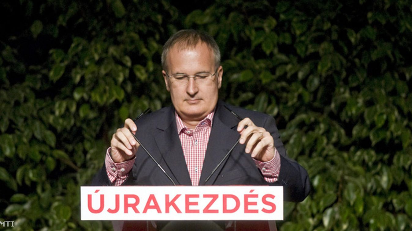 Simon bevetette a furgonelőzős cselt