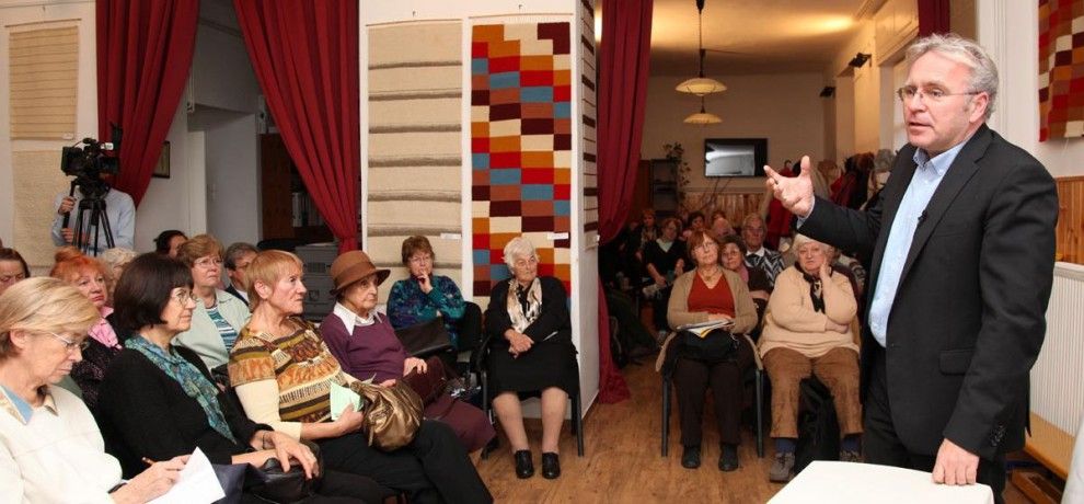 Pokorni Zoltán polgármester a Kulturális Szalon egy korábbi rendezvényén