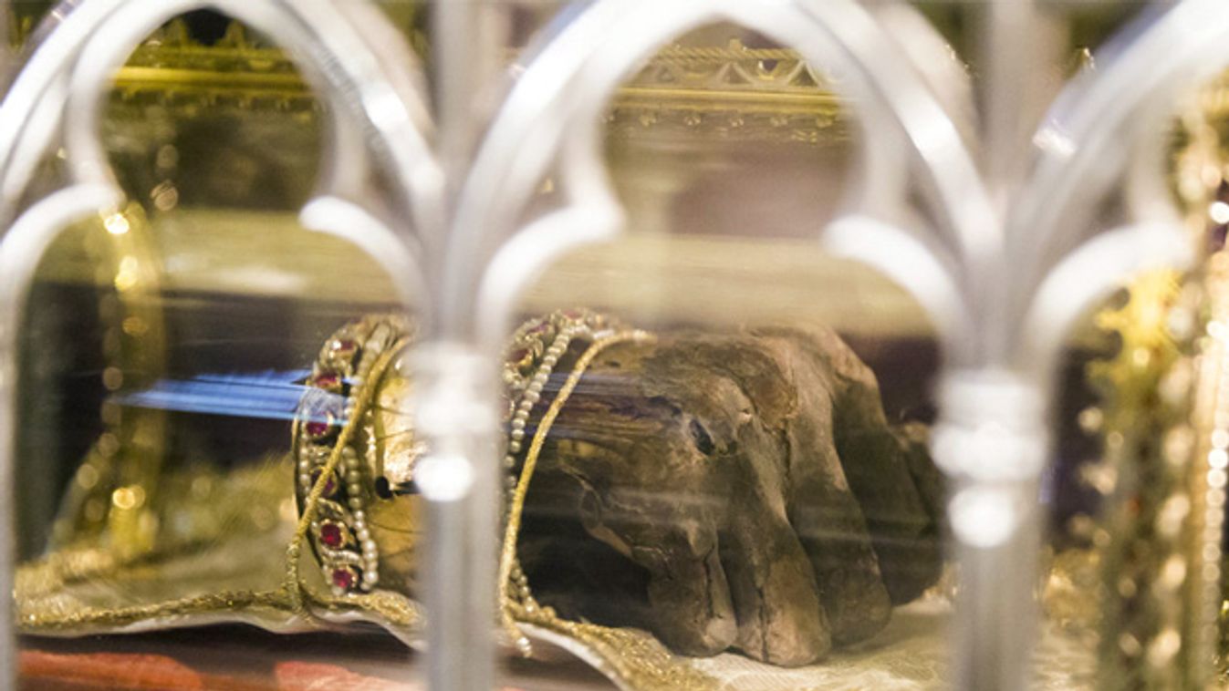 Új helyre kerül a Szent Jobb a Szent István-bazilikában