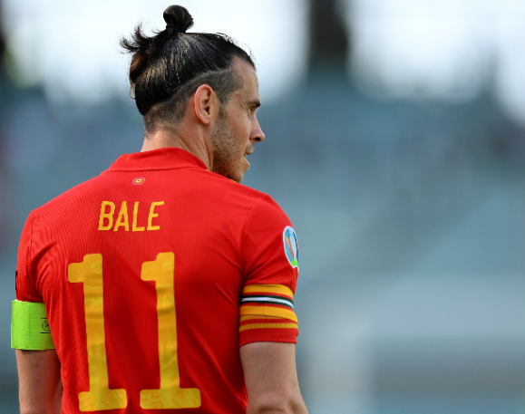 Gareth Bale ezúttal is kulcsembere Wales válogatottjának, amelyet immár az is jelez, hogy lett a csapatkapitány. Fotó: MTI/EPA
